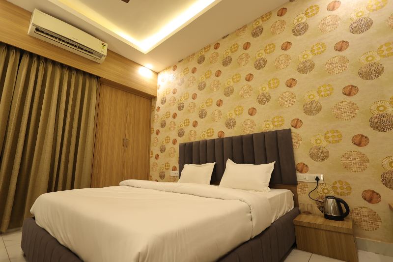 deluxe-room